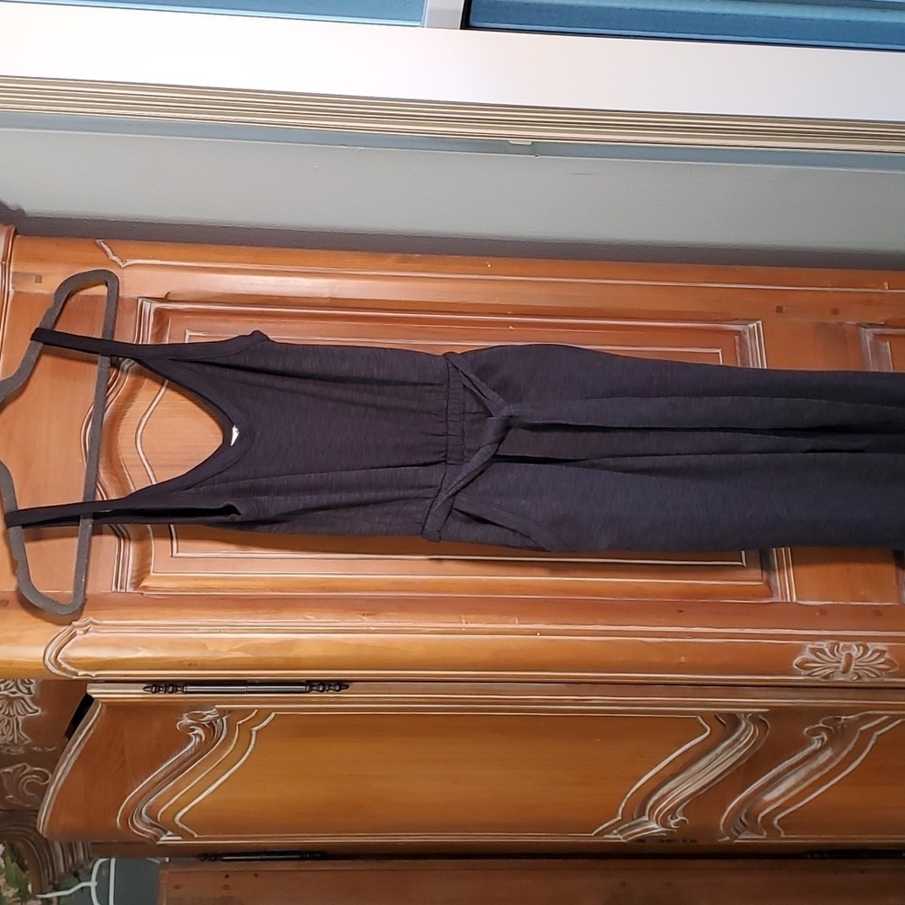 SPLENDID, charcoal gray jump suit. So fun, big pockets size small. Comfo…
